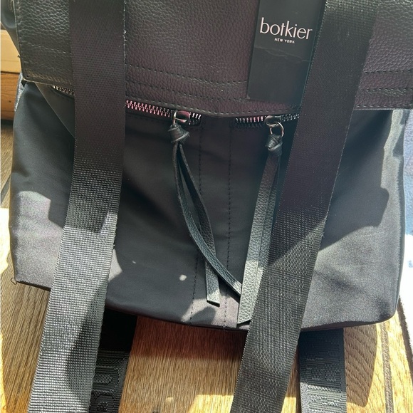 Botkier New York Black Nylon Mini Backpack with Leather Accents & Gunmetal - Picture 3 of 4